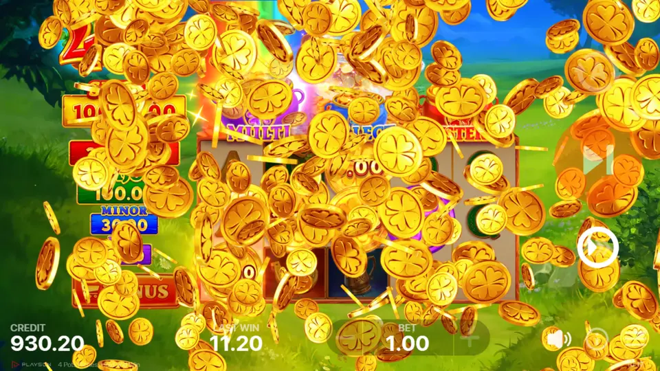 Clover Bonus symbols triggering the Bonus Game on the reels